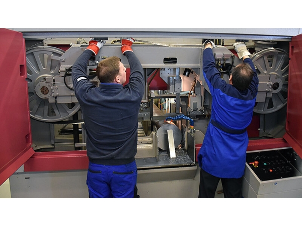 Letiptop shares essential maintenance tips for Metal Cutting Band Saw
