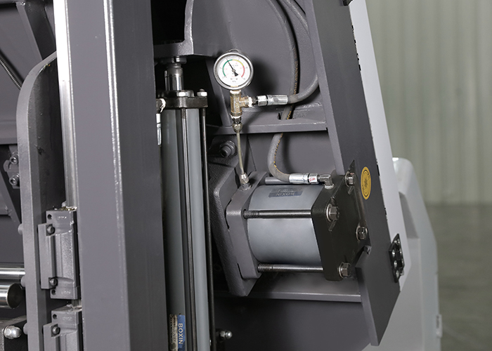 CNC_Band_Saws_2.jpg